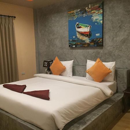 Bro&Sis Place Тау Номер фото