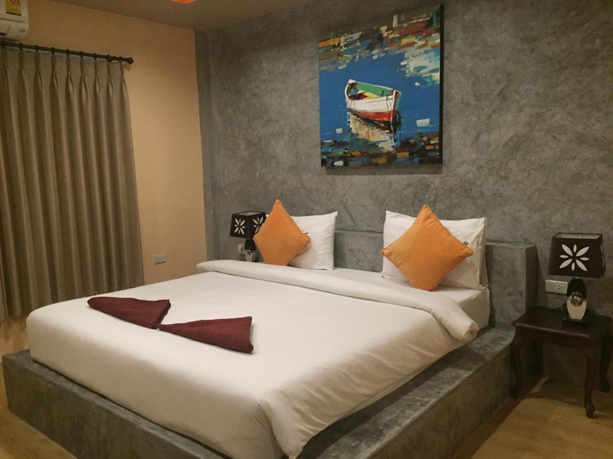 Bro&Sis Place Тау Номер фото