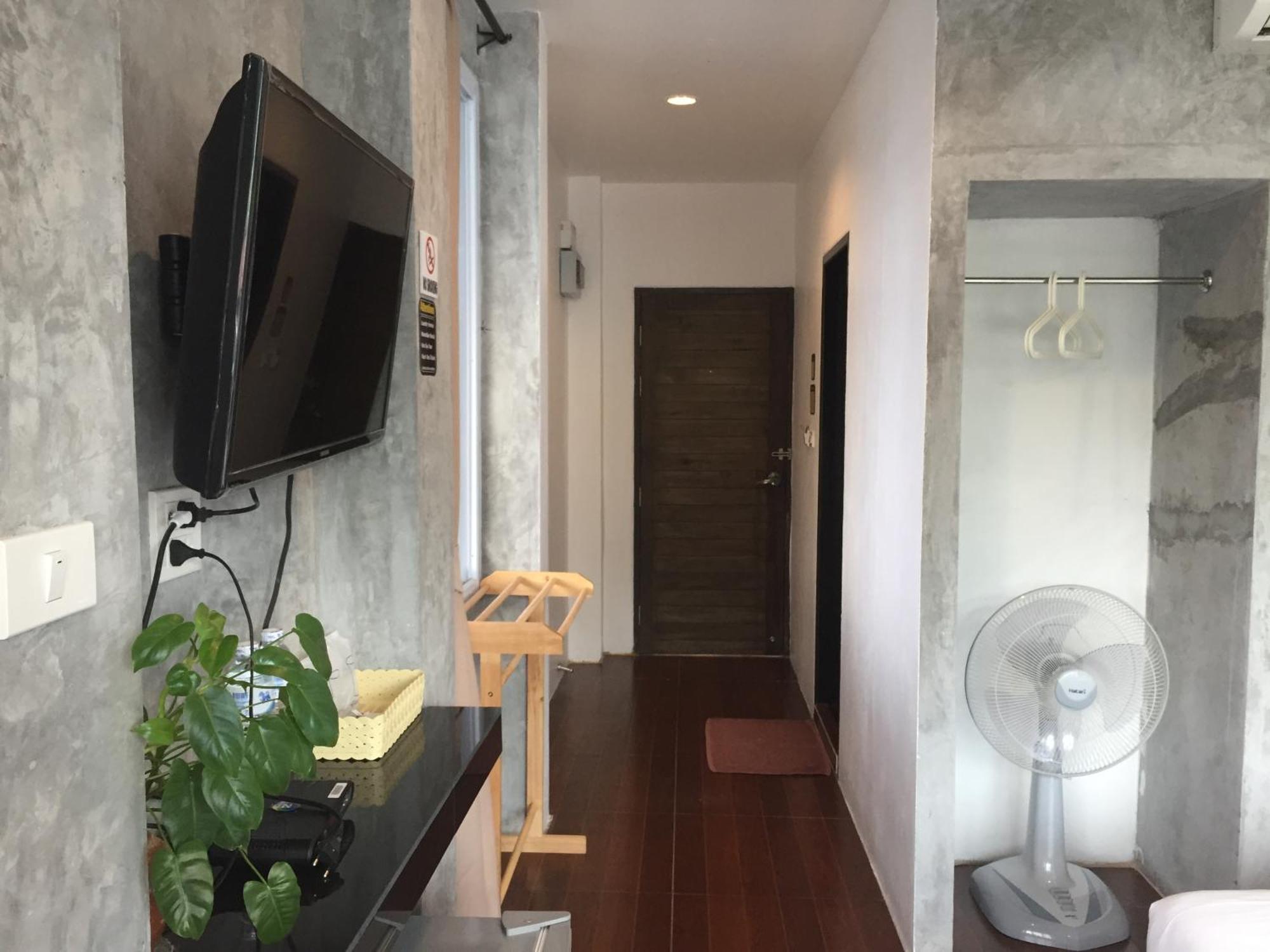Bro&Sis Place Тау Номер фото